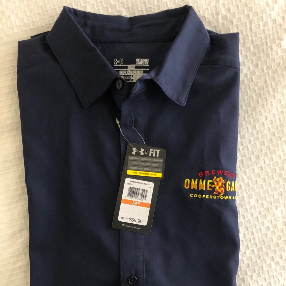Under Armour button down heat gear blue polyester